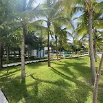 Espacio Amazonia - Gym, Alberca Grande, Padel